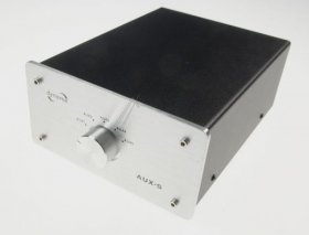 Dynavox Audio switchbox - 5>1 Aux-s Audio Amplifier Input Extension-switch Silver